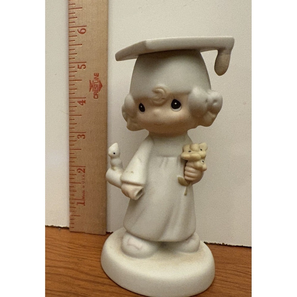 Precious Moments Girl Graduation Figurine E-4721 The Lord Bless You and Keep You